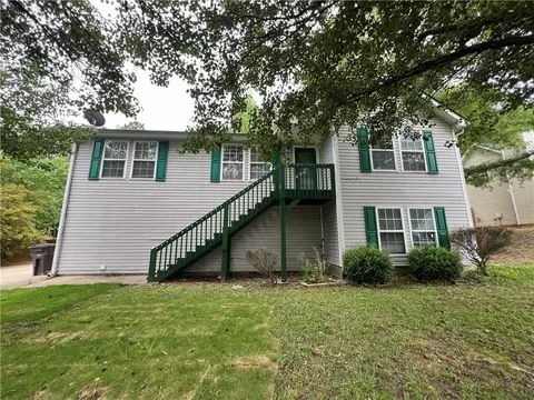 7070 Stonecreek Dr, Douglasville, GA 30134