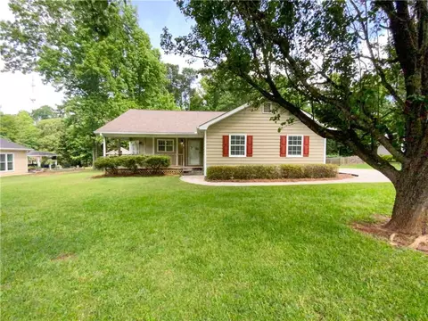 20 Summit Dr, Covington, GA 30016