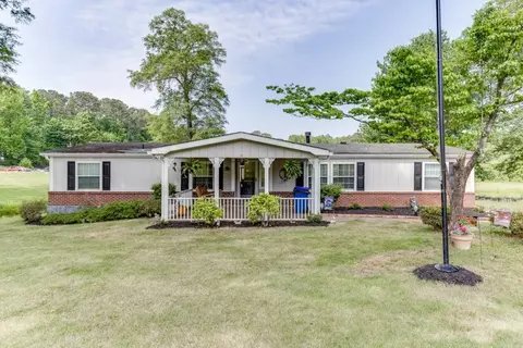 207 Arcado Rd, Lilburn, GA 30047