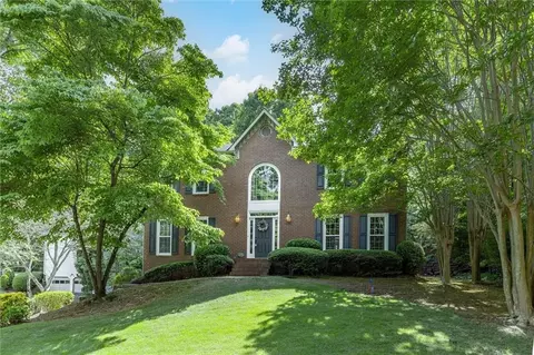 4577 Blakedale Cir NE, Roswell, GA 30075