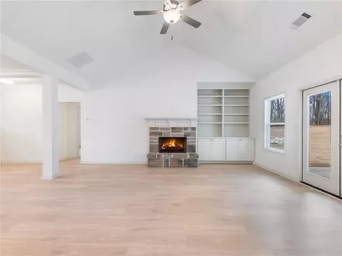 539 Maddox Rd, Winder, GA 30680 photo 9