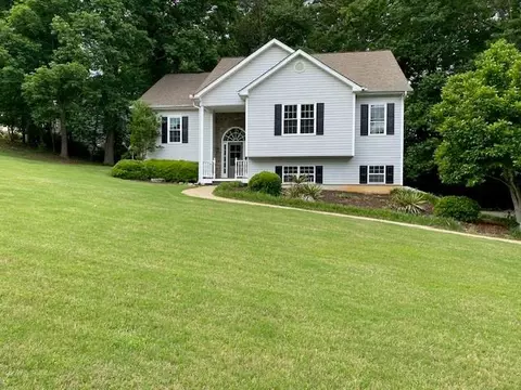 401 Lancaster Dr, Canton, GA 30114