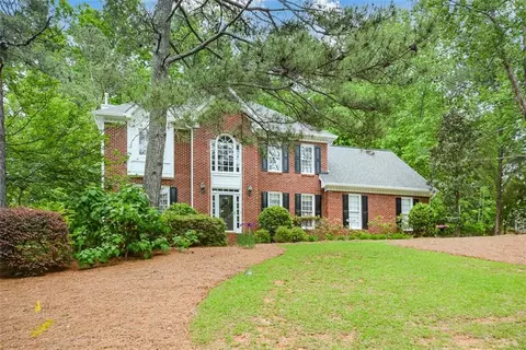 2055 Federal Rd, Roswell, GA 30075