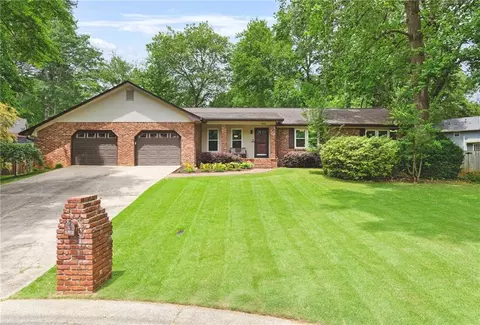 615 Forest Ct SW, Marietta, GA 30008