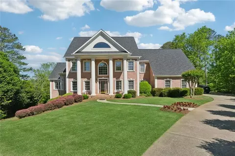 823 Clubhouse Pointe Pointe, Woodstock, GA 30188