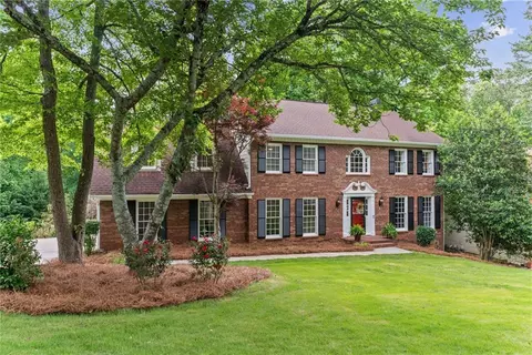 489 Guilford Cir, Marietta, GA 30068