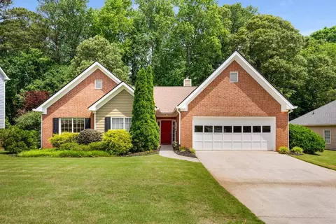 820 Springrock Dr, Lawrenceville, GA 30043