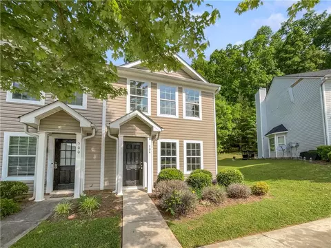 504 Inkberry Dr, Atlanta, GA 30349