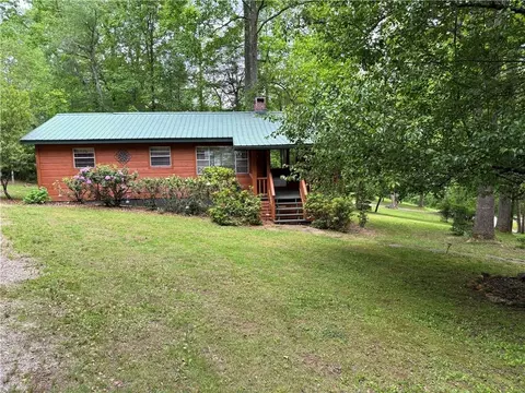 93 Bluebird Dr, Blairsville, GA 30512