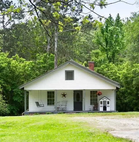 152 Old Cartersville Rd, Dallas, GA 30132