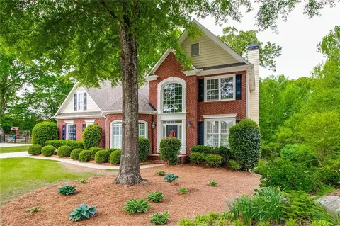 4387 Sandy Branch Dr, Buford, GA 30519