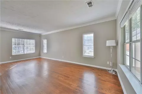 3030 Scepter Dr, Duluth, GA 30096 photo 4