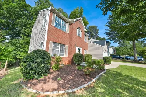 3030 Scepter Dr, Duluth, GA 30096 photo 2