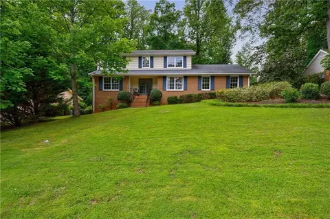 4924 Windhaven Ct, Dunwoody, GA 30338