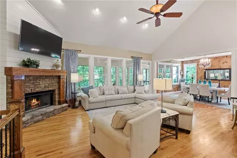 743 Columbine Dr, Big Canoe, GA 30143