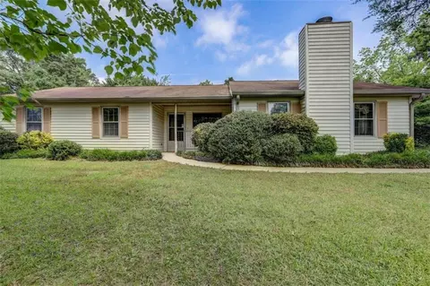 1740 Beechwood Blvd SW, Gainesville, GA 30504