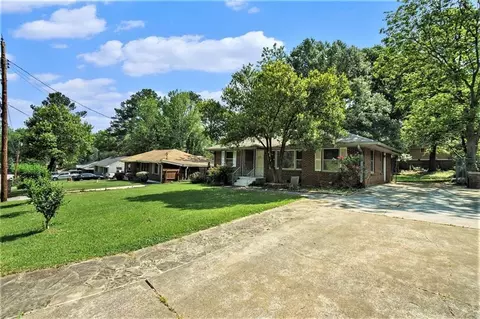 1210 Lloyd Dr, Forest Park, GA 30297