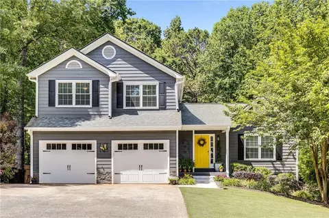 954 Rose Creek Run, Woodstock, GA 30189