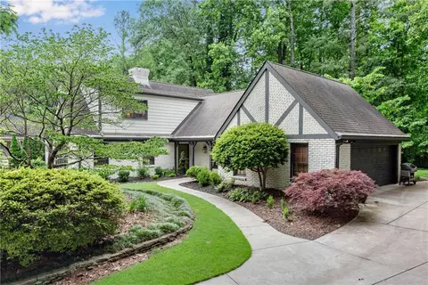 7495 Old Maine Trl, Sandy Springs, GA 30328