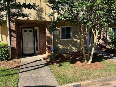 2147 Palmyra Dr SE, Marietta, GA 30067