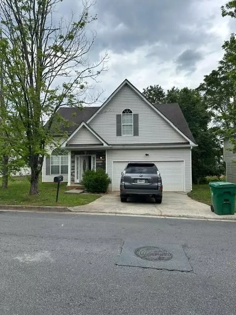 3728 Waldrop Hills Dr, Decatur, GA 30034