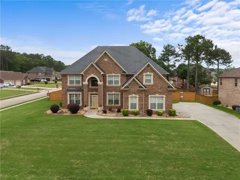 501 Glacier Ct, Hampton, GA 30228