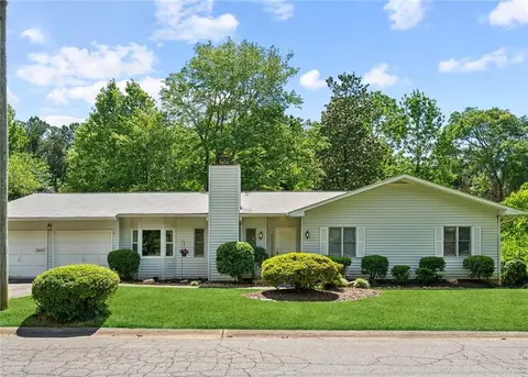 3902 Commander Dr, Atlanta, GA 30341
