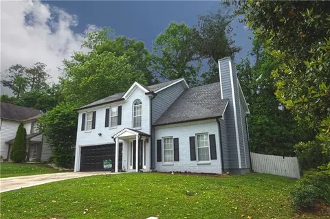1175 Eagle Pointe Dr, Lawrenceville, GA 30044