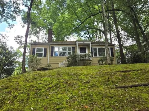 1910 Thompson Ave, Atlanta, GA 30344