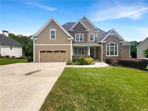 117 Royal Oaks Dr, Canton, GA 30115