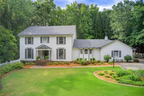 830 Wesley Oak Rd, Atlanta, GA 30328