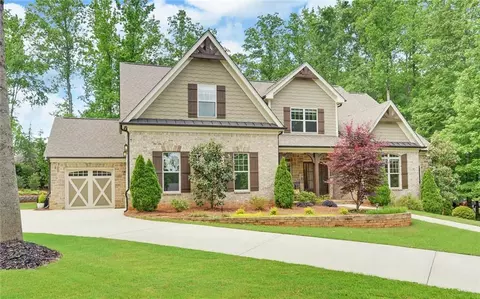 931 Mountain Crest Way, Hoschton, GA 30548
