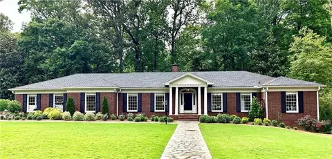 2692 Mercedes Dr, Atlanta, GA 30345