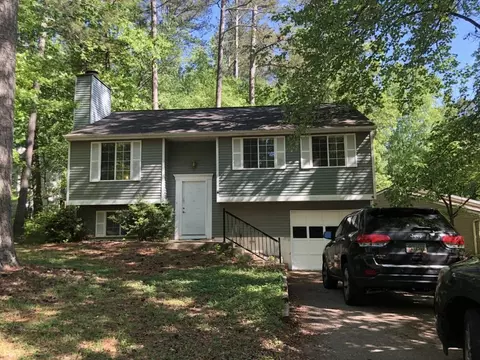 295 Hembree Forest Cir, Roswell, GA 30076