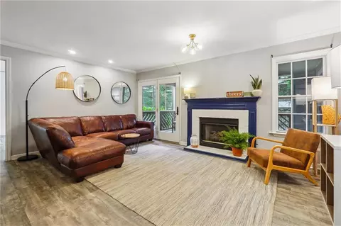 692 Mcgill Pl, Atlanta, GA 30312