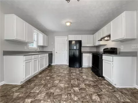 3812 Hackney Dr, Rex, GA 30273 photo 3