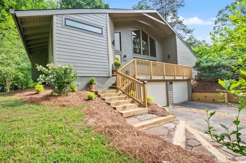 2809 Meadow Dr, Marietta, GA 30062