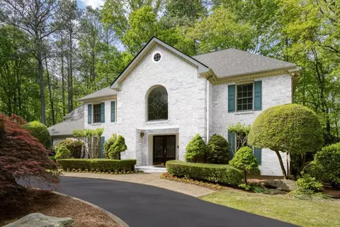 1100 Cold Harbor Dr, Roswell, GA 30075