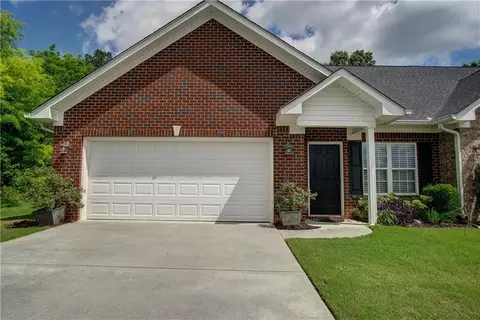 141 Kensington Dr SE, Calhoun, GA 30701