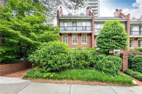 2 Muscogee Ave NW, Atlanta, GA 30305