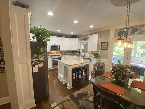 1040 Croftmoore Lndg, Suwanee, GA 30024 photo 14