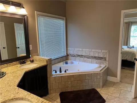 1040 Croftmoore Lndg, Suwanee, GA 30024 photo 34