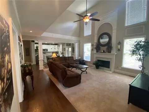 1040 Croftmoore Lndg, Suwanee, GA 30024 photo 11