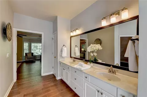 835 River Trace Ct, Suwanee, GA 30024 photo 35