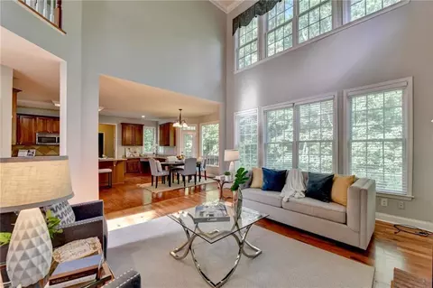 835 River Trace Ct, Suwanee, GA 30024 photo 25