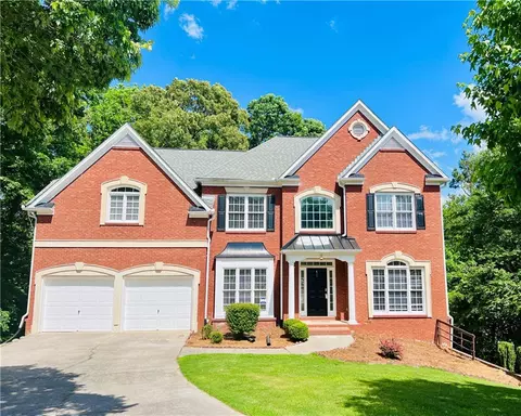835 River Trace Ct, Suwanee, GA 30024 photo 2