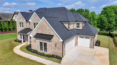 3072 Mulberry Greens Ln, Jefferson, GA 30549