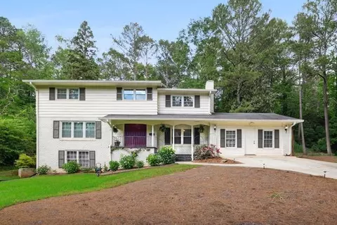 4250 Durham Cir, Stone Mountain, GA 30083