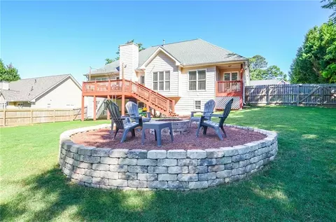 Exterior - 3483 Flat Run Dr, Bethlehem, GA 30620 photo 12 of 19