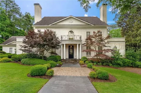 5265 Woodridge Forest Trl, Atlanta, GA 30327